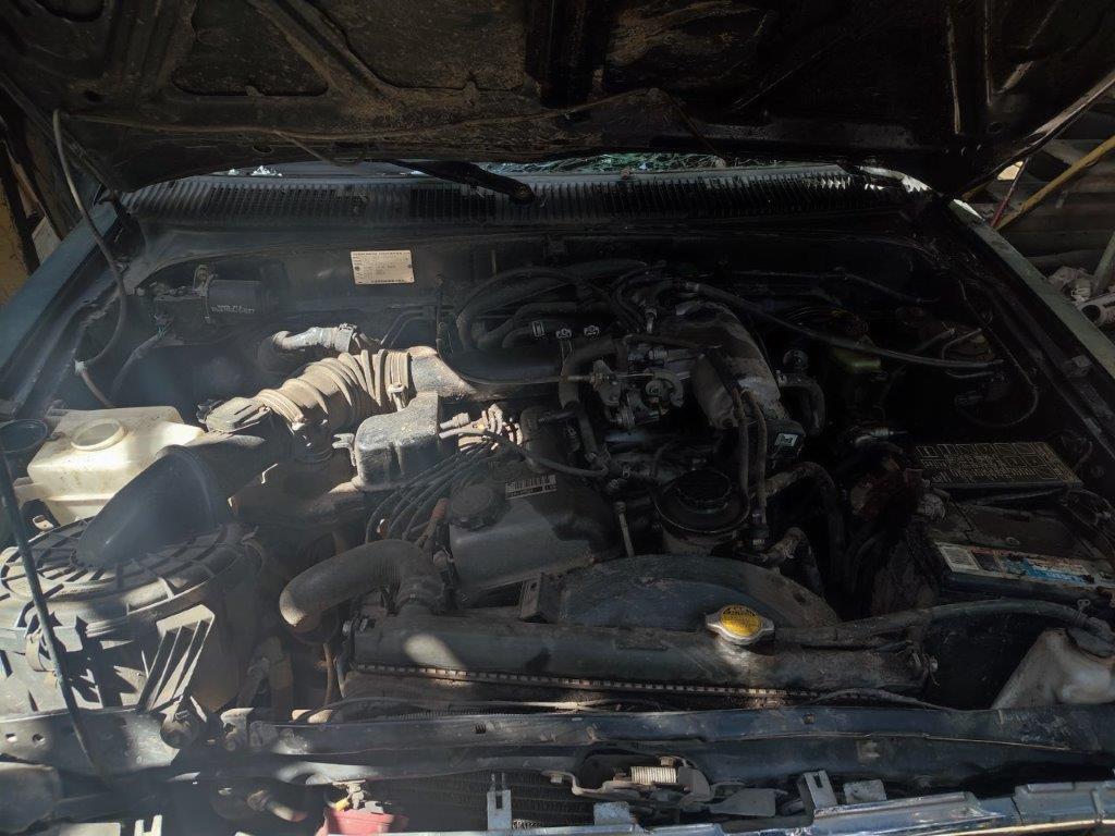  Toyota HILUX 1998    EN DESARME